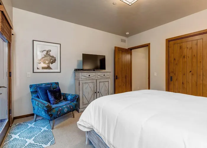 Abode At Fox Run